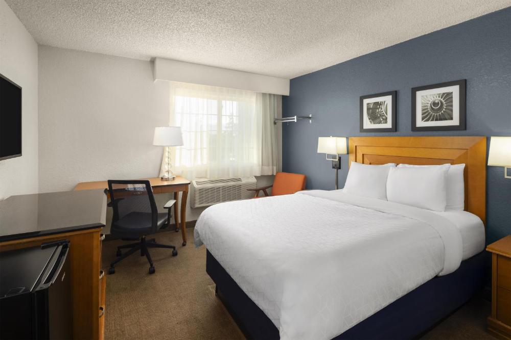 Harbor Town, BW Signature Collection by Best Western